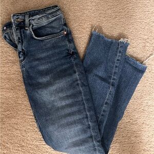 Zara ankle length jeans - size 2
